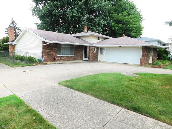 2nd image of 5988 Houston Dr
