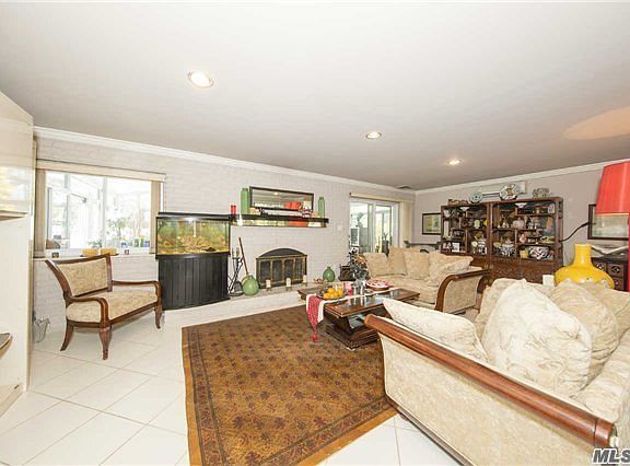 5th image of 130 Rockland Dr