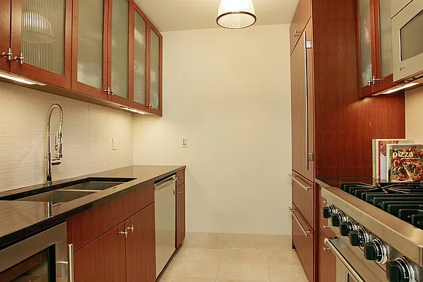 Rented by Corcoran | media 41