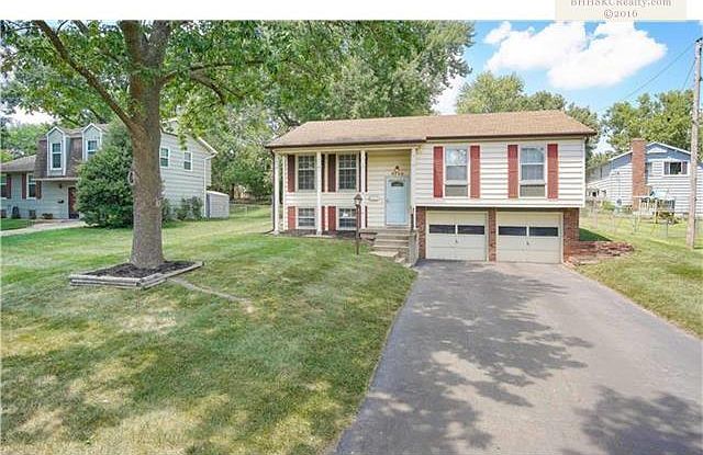 1st image of 9708 W 89th Ter