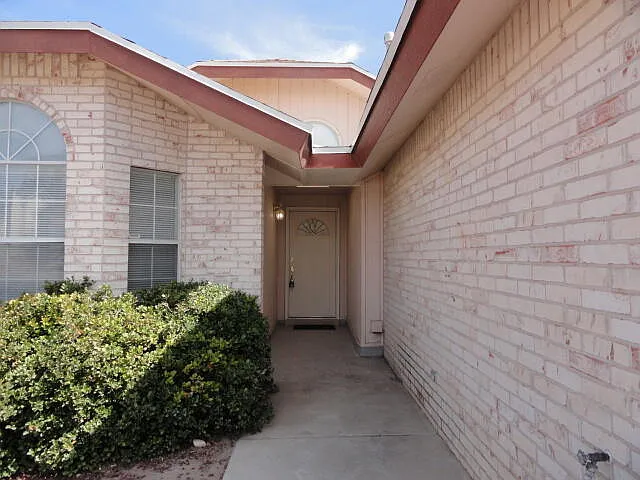 7736 Luz De Camino Way — Photo 2