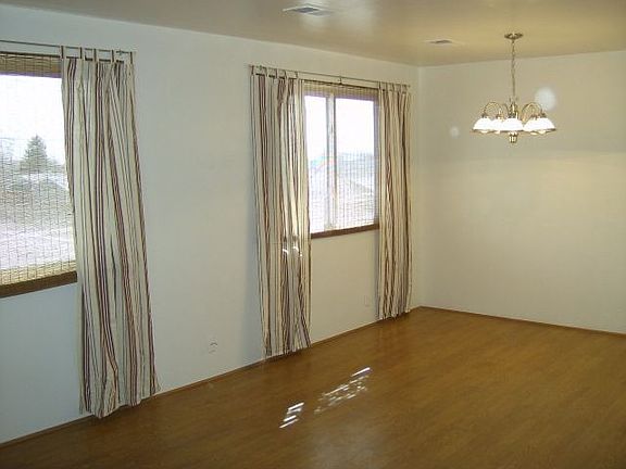 Beautiful Pergo floors