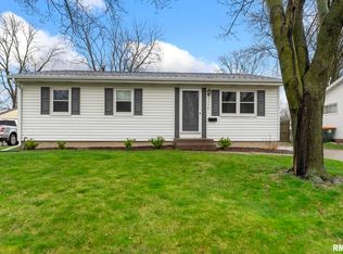 3327 Adams St, Davenport, IA 52807