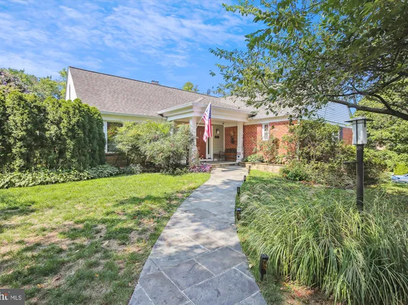 5724 Moreland St NW, Washington, DC 20015