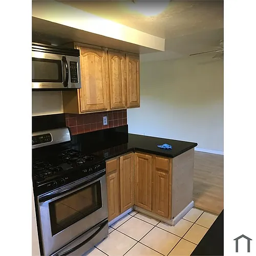 5712 Poplar Cmn Photo 1