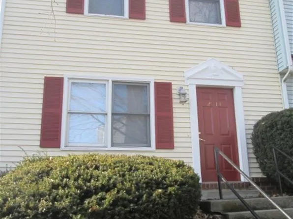 2512 Ridge Rd, Blacksburg, VA 24060