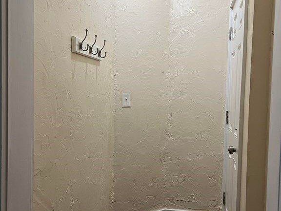 4th image of 49 Dana Ave #1
