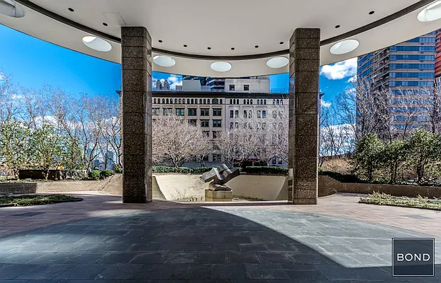 Rented by Bond New York | media 15