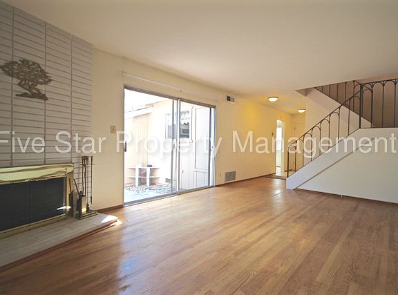 3rd image of 1546 Canna Ct