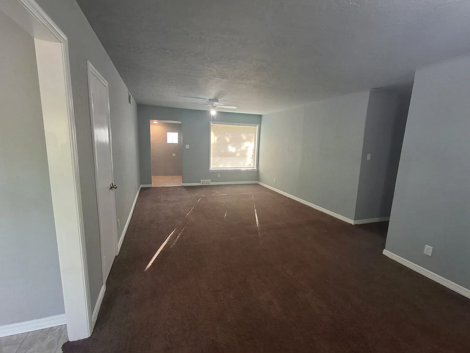 3 bed, 1300 sqft, $1,350 — Photo 3
