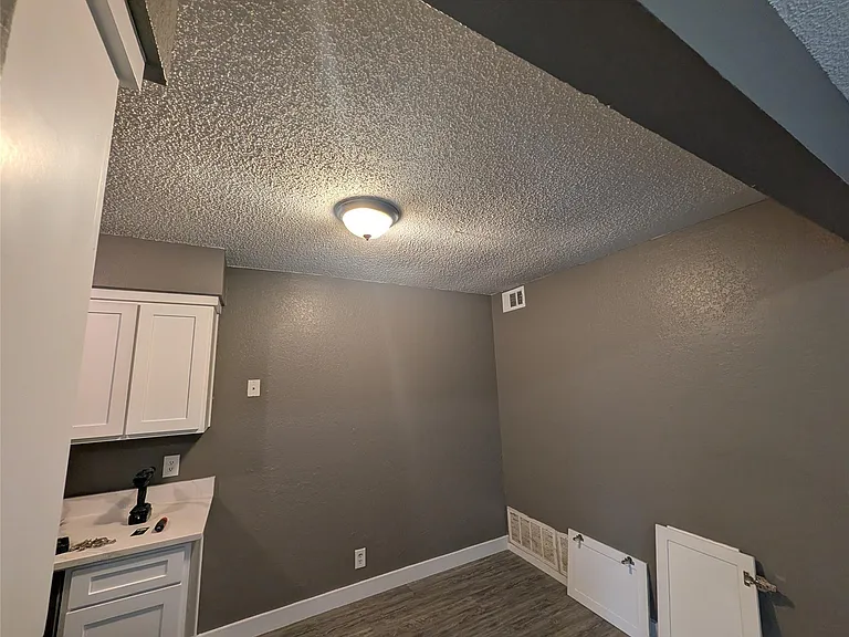 6709 Ridgecrest Ct — Photo 9