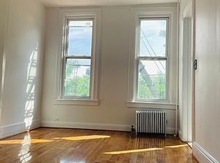 419 36th St #1, Brooklyn, NY 11232