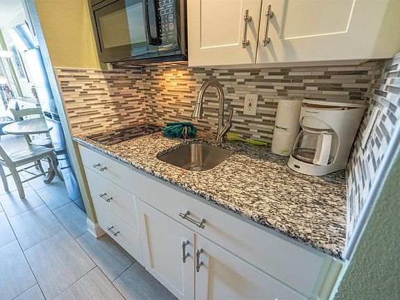 5th image of 9550 Shore Dr. #1414