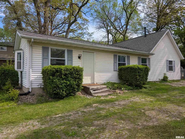 2060 N Morton Ave, Morton, IL 61550