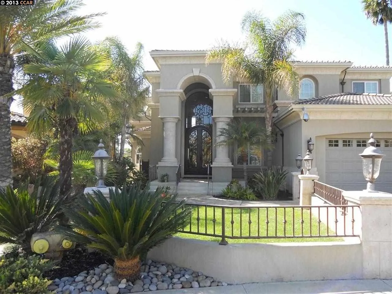 5305 River Point photo 1