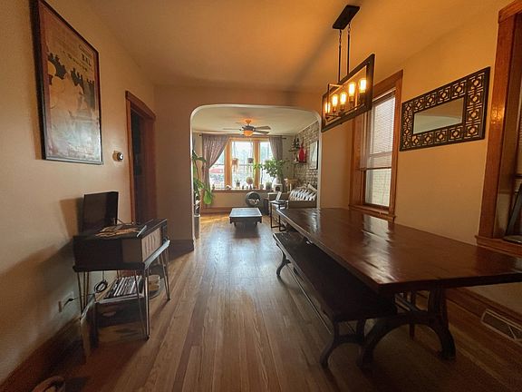 5th image of 4316 N Milwaukee Ave #1