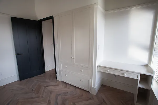 Rented by Living Room NY Corp | media 19