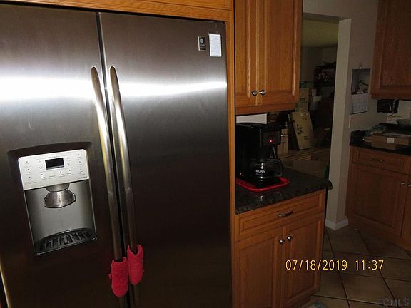 3rd image of 15 Blakemore Dr