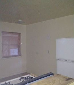 Kitchen Refrigerator Andn Gas Stove