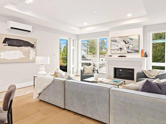 5th image of 990 Doumac Ave #305