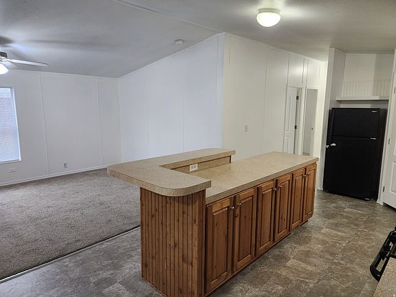 4th image of 4609 S Carmellia Dr #46