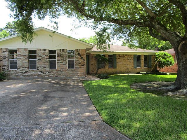 1st image of 9485 Landis Dr