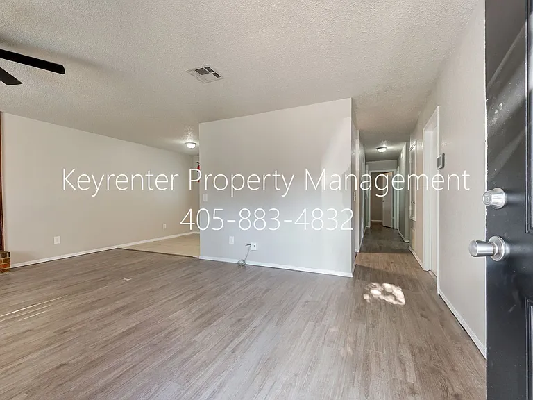 313 Belmont Dr — Photo 14