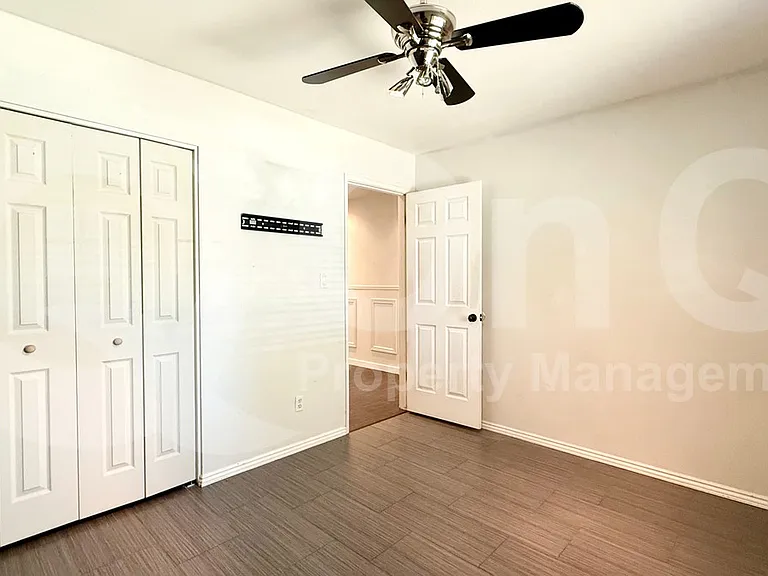 5702 W Royal Palm Rd — Photo 14