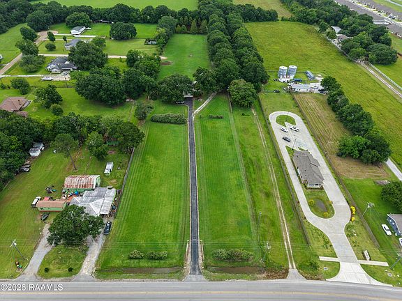 3rd image of 2137 S Fieldspan Rd