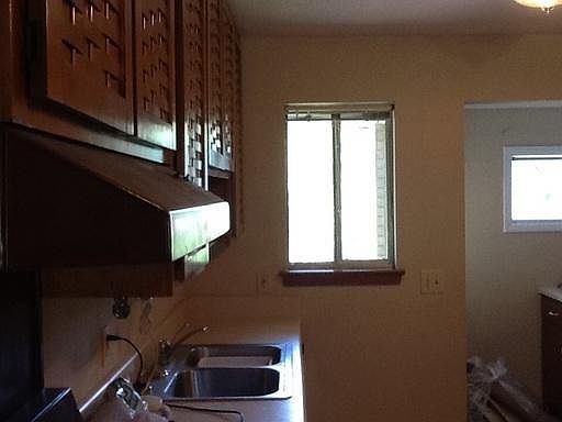 2nd image of 1217 John Ross Rd #B