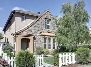 16 Globe Ln, Mission Viejo, CA 92694