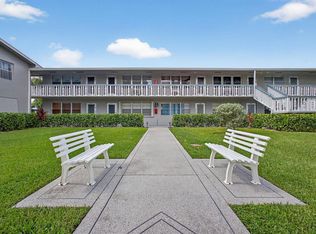 386 Sheffield P #P, West Palm Beach, FL 33417