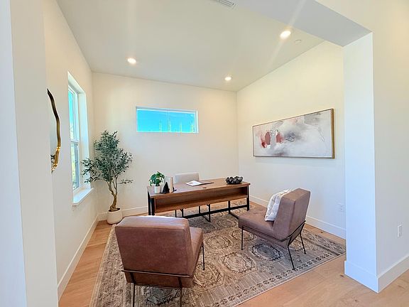 5th image of 7090 Soleil Way