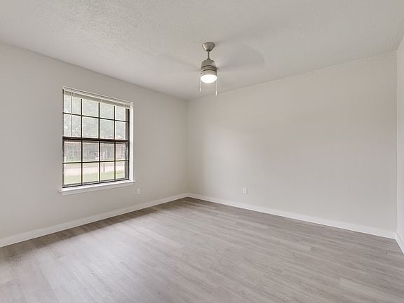 5th image of 3705 Osage Dr