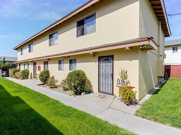 4th image of 12422 Clearglen Ave