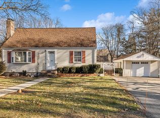 11 Anna Rd, Woburn, MA 01801