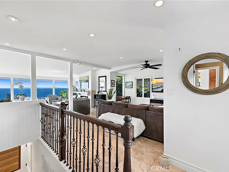 875 Coast View Dr — Photo 20