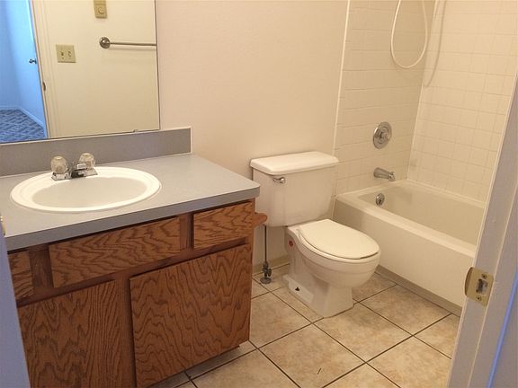 5th image of 2122 Meppen Dr