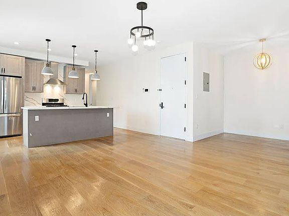 2nd image of 342 Greene Ave APT 3