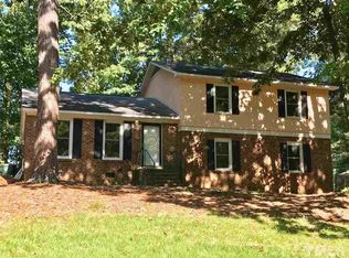 1016 Ivy Ln, Cary, NC 27511