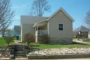 203 N M St photo 1