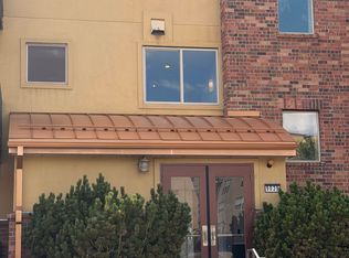 9039 E Panorama Cir #201, Englewood, CO 80112
