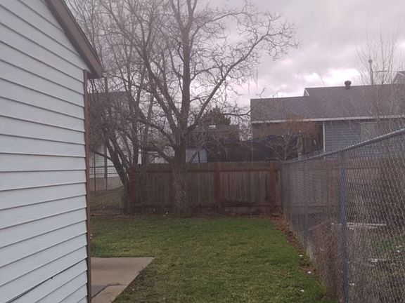 3rd image of 9030 S Corliss Ave