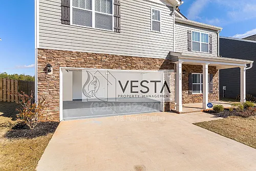 240 Ridgeview Ln Photo 1