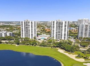 3675 N Country Club Dr APT 203, Aventura, FL 33180