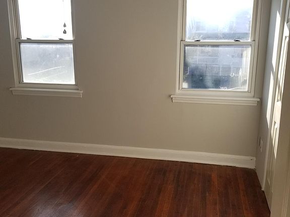 5th image of 252 Lynhaven Dr