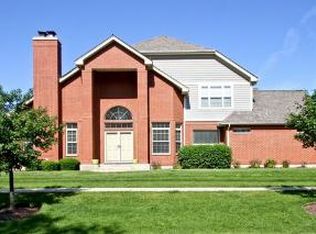4430 Lainie Cir, Glenview, IL