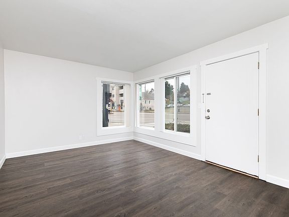 2nd image of 5058 Martin Luther King Jr Way S #T10