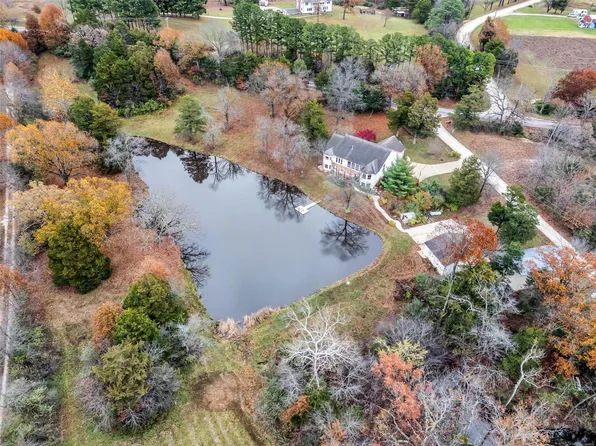 23329 Post Oak Rd, Warrenton, MO 63383