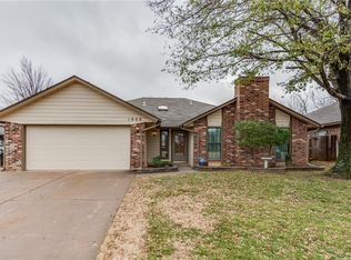 1908 Raquel Rd, Edmond, OK 73003